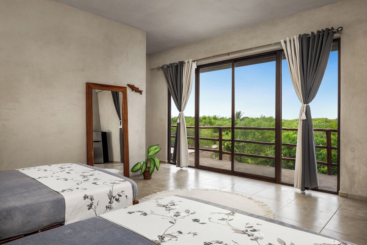 Habitación Confort doble, vistas al patio | Wifi gratis y ropa de cama