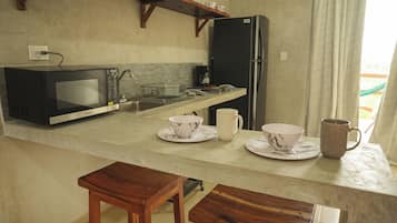 Coffee/tea maker