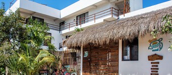 LaFamilia Casa and Suites