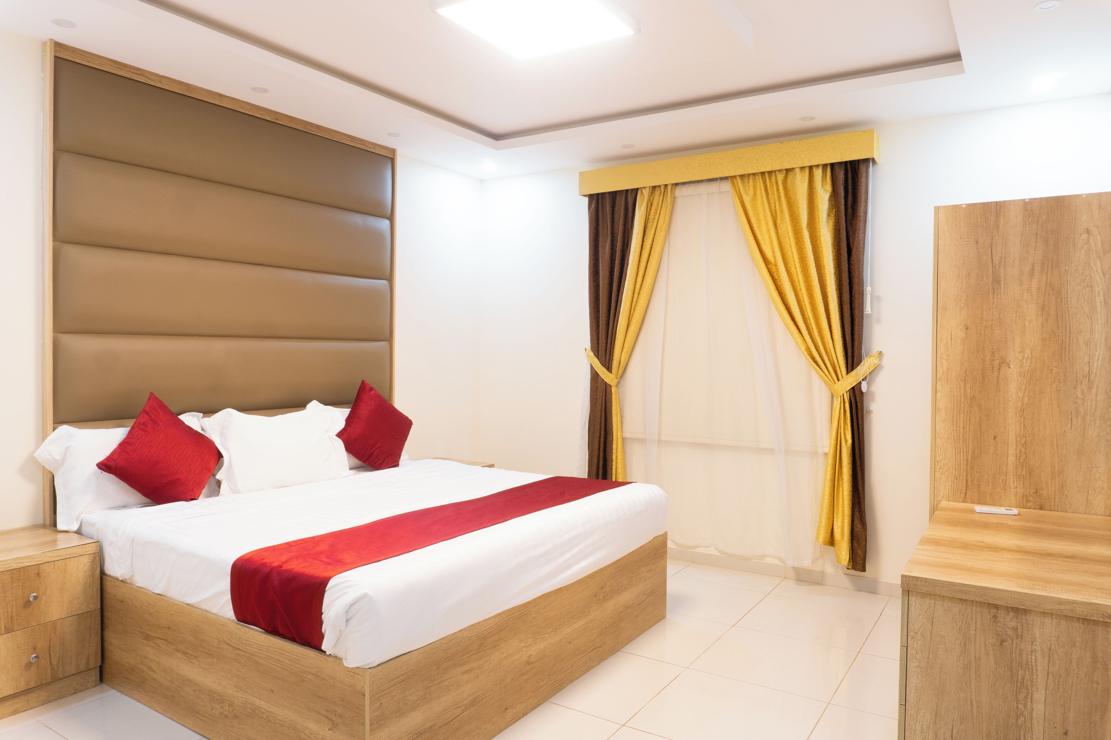 Luxury Apartment | Premium bedding, minibar, free WiFi, bed sheets