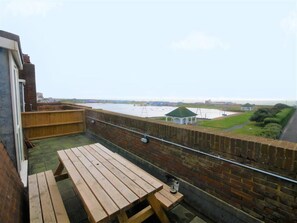 Chambre Familiale, balcon, vue mer | Vue depuis le balcon