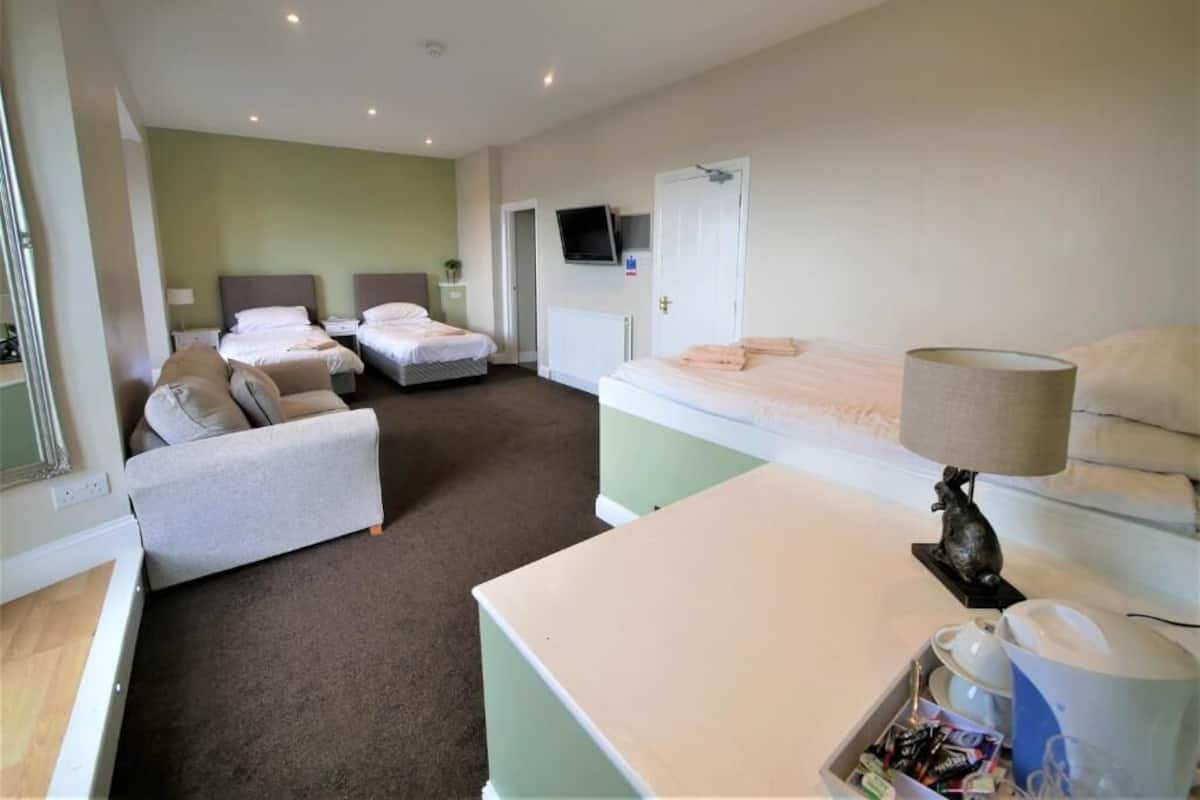 Family Room, Balcony, Sea View