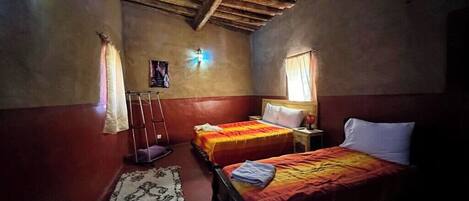 1 bedroom, travel cot, WiFi