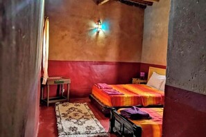 1 bedroom, travel cot, WiFi