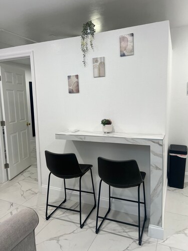 Charming 1-bedroom apartment with WiFi, fitness room in Fort Myers