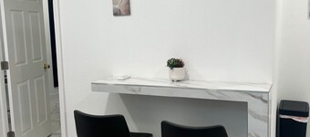 Charming 1-bedroom apartment with WiFi, fitness room in Fort Myers