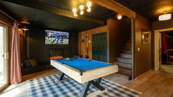 Spielezimmer