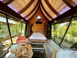 Premium Double Room | Free WiFi