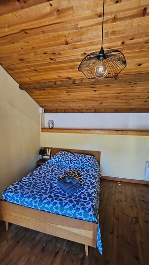 1 quarto, roupa de cama