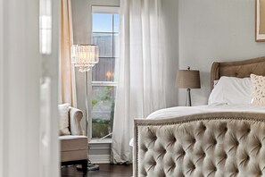 5 chambres, bureau, fer et planche à repasser, Wi-Fi