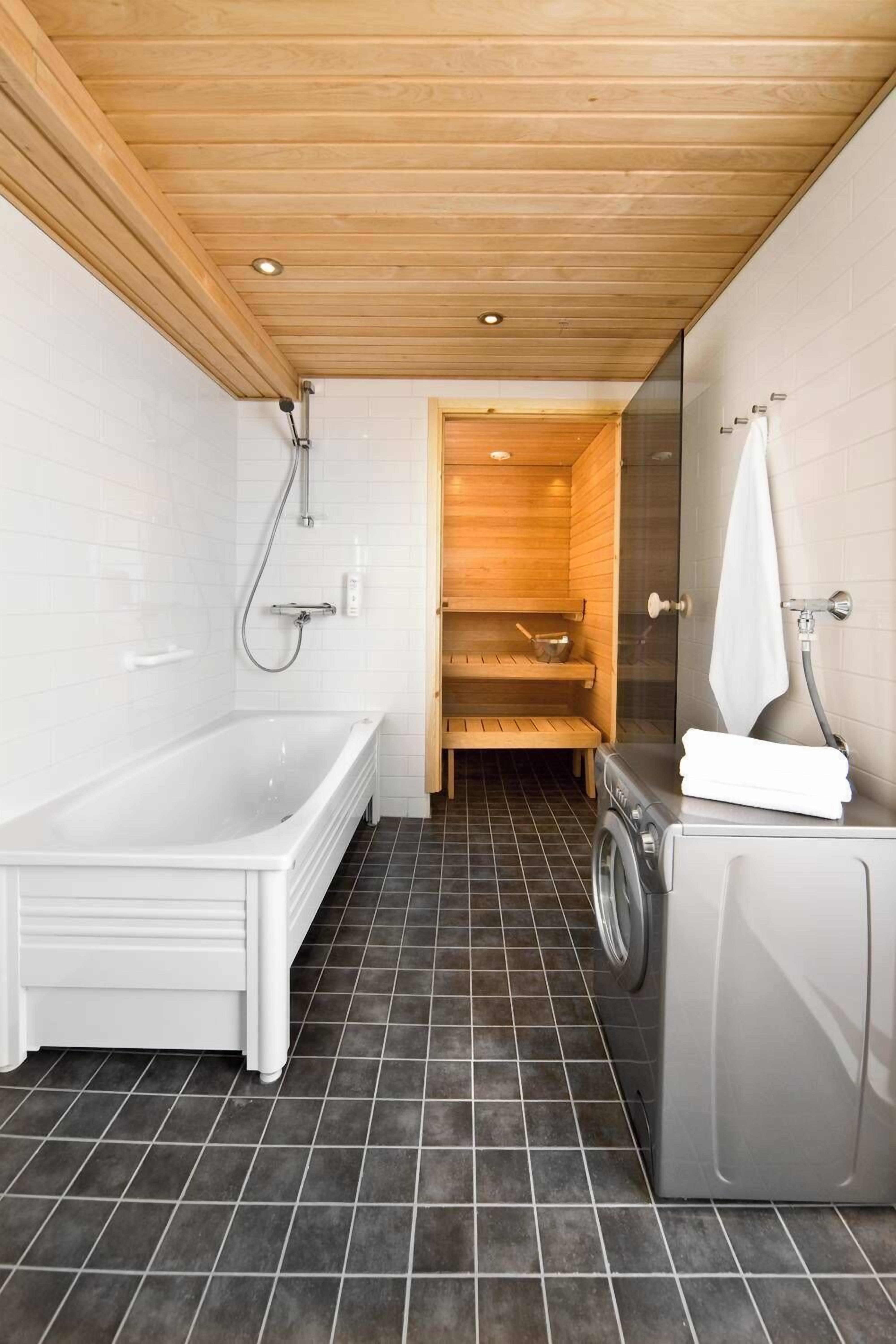 Apartment, 1 Bedroom, Sauna, Resort View | Bathroom | Hair dryer, bidet, towels, soap