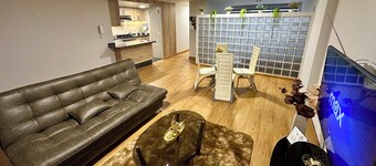 Adela Zamudio Confy Stay