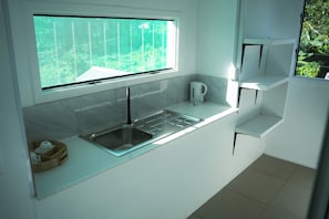 Double Room, Kitchenette | Private kitchen | Mini-fridge, electric kettle - Hotel Laimoa (Apia)