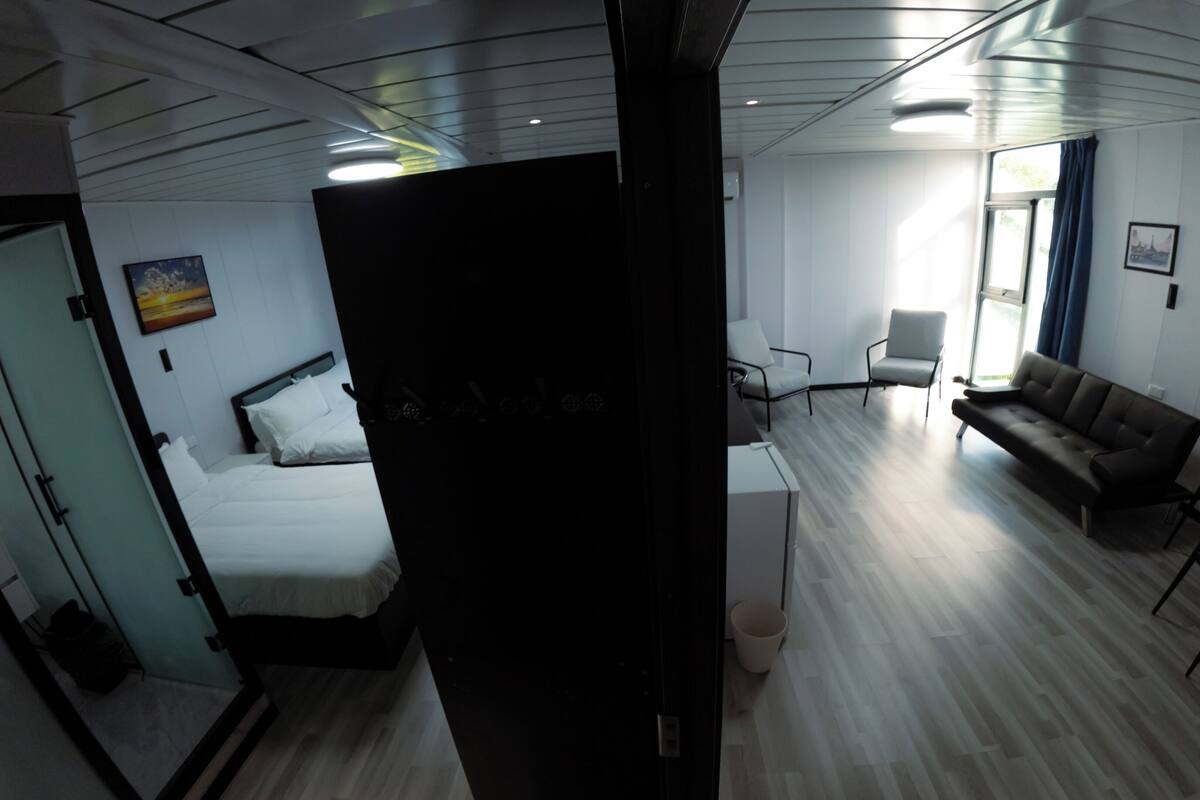 Deluxe-suite | 1 soveværelse, skrivebord, arbejdsområde til bærbare computere