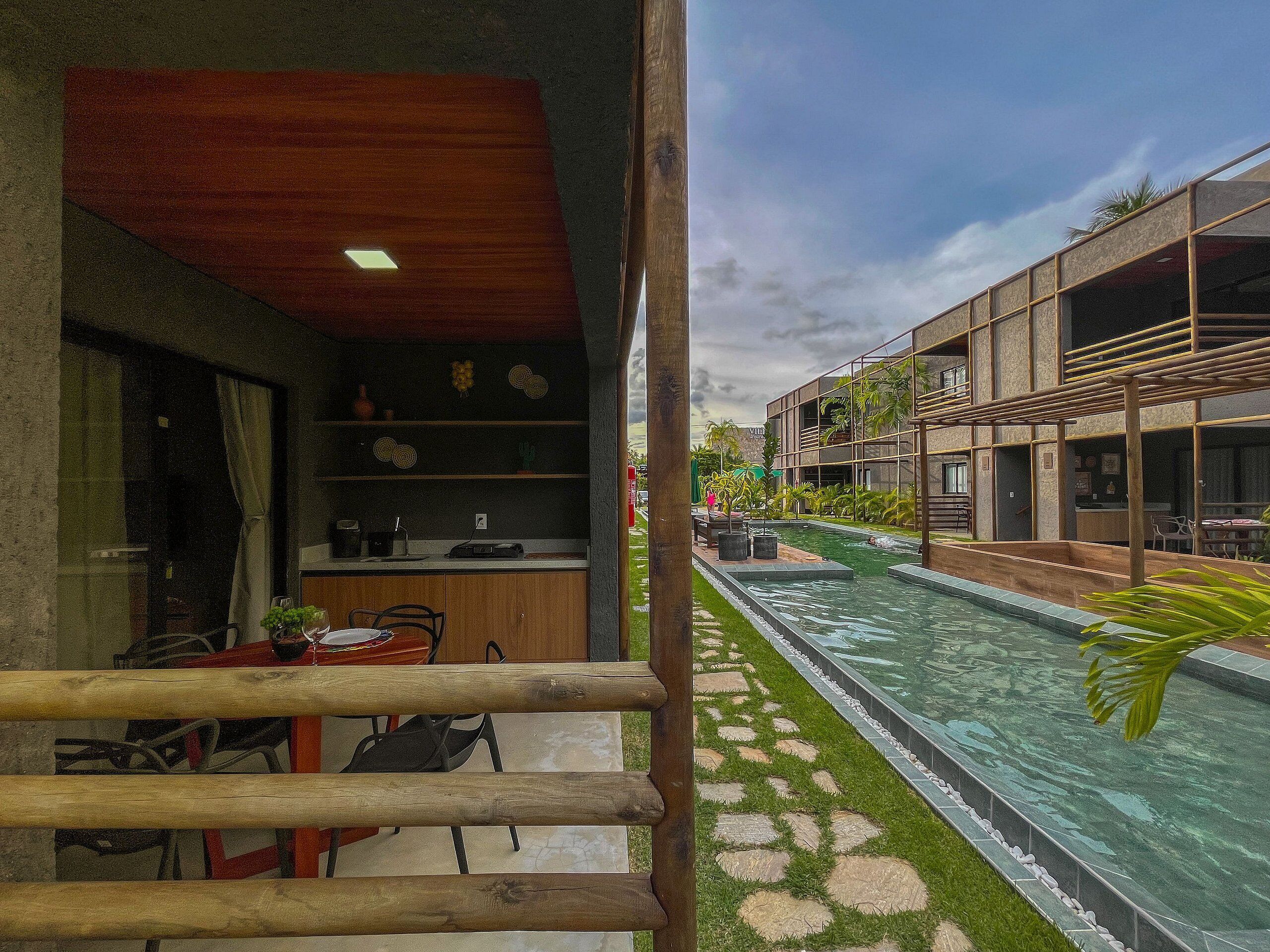 Tempat makan luar
