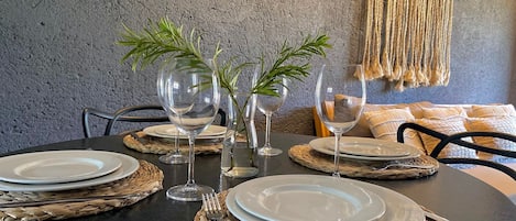 Apartment | Dining