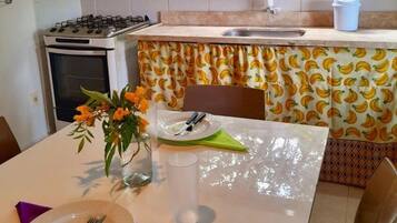 Luksuschalet, 1 makuuhuone | 2 makuuhuonetta, ilmainen Wi-Fi