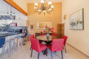 Deluxe House | Dining room - Family House in San Miguel de Allende (San Miguel de Allende)