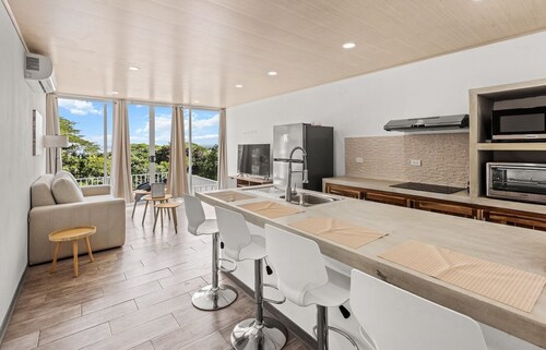 Apartment #3 -1-bedroom apartment with WiFi, AC in tranquil Tarcoles