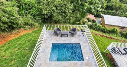 Apartment #3 -1-bedroom apartment with WiFi, AC in tranquil Tarcoles