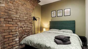 3 soverom, skrivebord, strykejern/-brett og wi-fi (inkludert)