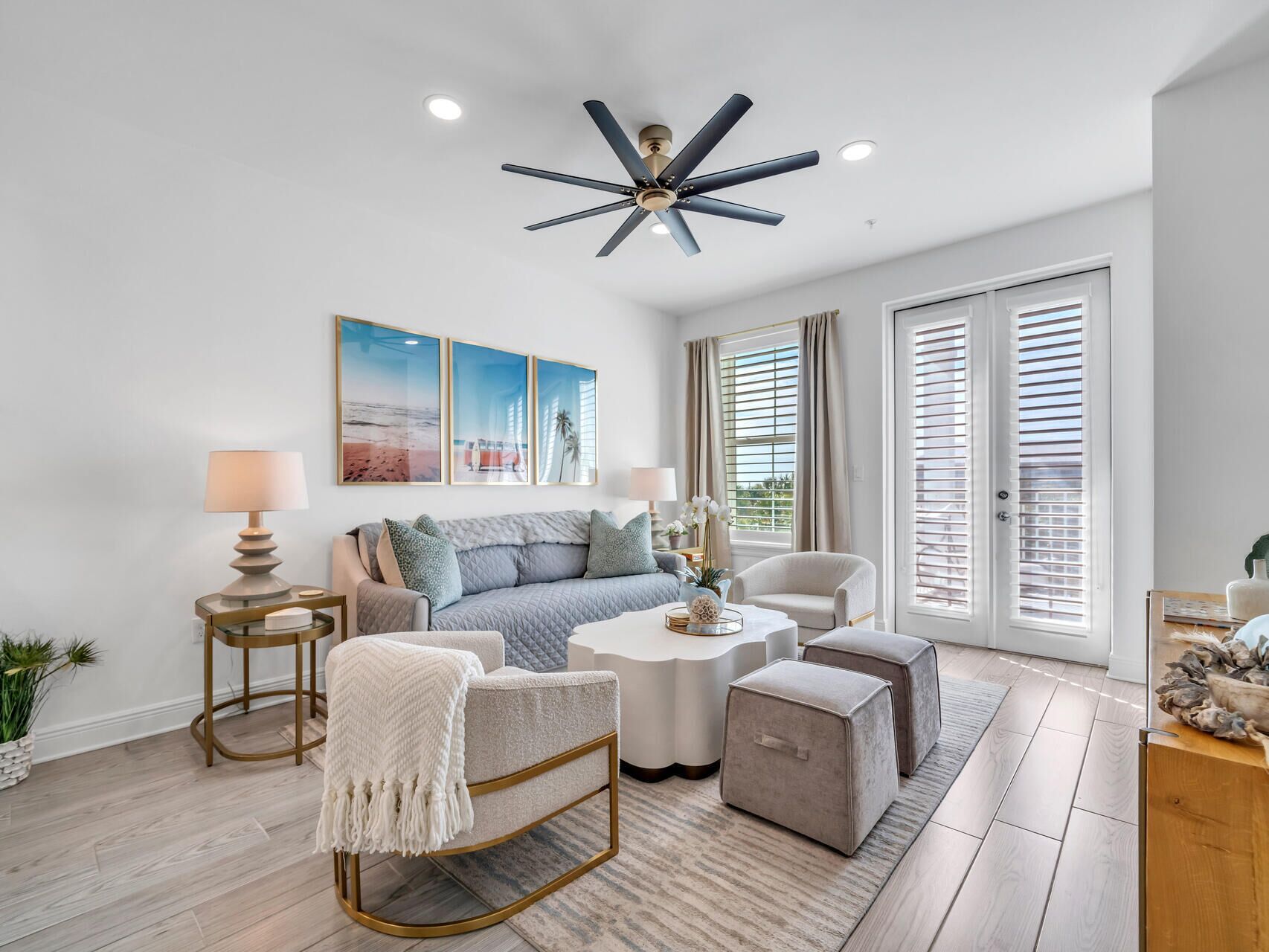 リビング エリア