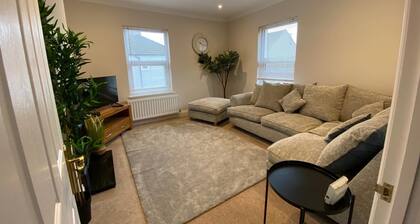 Newly refurbished 3bed apartment in the heart of Salisbury(more photos soon)