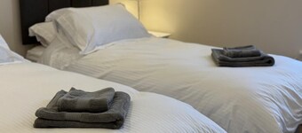 Newly refurbished 3bed apartment in the heart of Salisbury(more photos soon)