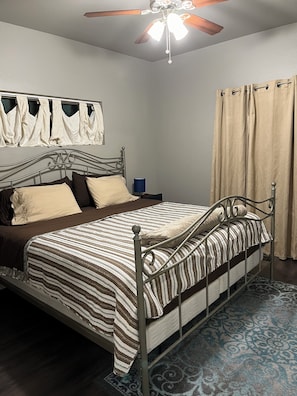2 chambres, fer et planche Ă repasser, Wi-Fi, draps fournis