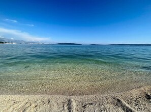 Beach - One Bedroom Apartment with Balcony (Kastel Luksic)