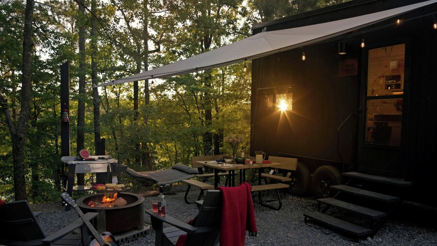 Postcard Cabins Shenandoah, Outdoor Collection by Marriott Bonvoy