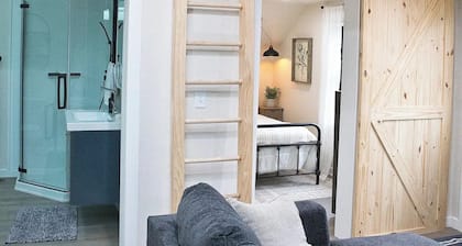 Modern Duplex Retreat in the Heart of Appleton