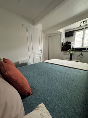 2 camere, Wi-Fi gratuito, lenzuola