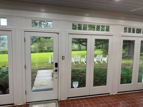 Luxury 6 Bedroom Vintage Estate home sitting in 11 Acres inside Sienna