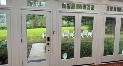 Luxury 6 Bedroom Vintage Estate home sitting in 11 Acres inside Sienna