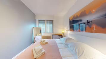 Fer et planche Ă repasser, Wi-Fi gratuit, draps fournis