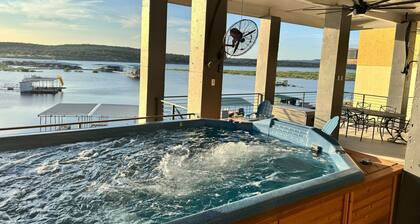 Lakefront Retreat: Swim Spa & Backyard Lake Access! Relax & Play; 2 King Suites