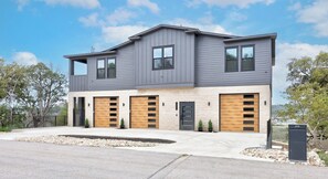 Exterior - Lakefront Retreat: Swim Spa & Backyard Lake Access! Relax & Play; 2 King Suites (Lago Vista)
