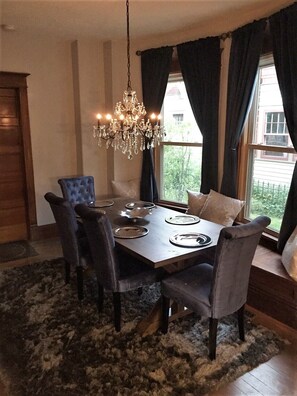 تناول الطعام