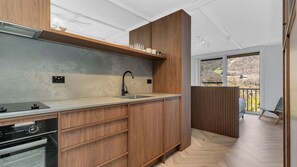 Mikrowelle, Ofen, Herdplatte, Geschirrspüler