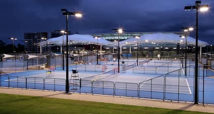 Clean 1 Bdr Apt w/ AC | Covered Parking | 539F1