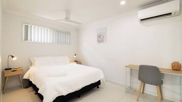 1 bedroom, desk, iron/ironing board, free WiFi
