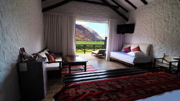 Superior Cabin, 1 Bedroom, Non Smoking, Mountain View | 1 bilik tidur, peralatan tempat tidur premium, gebar bulu kapas