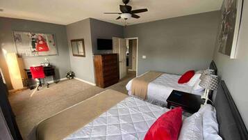 2 bedrooms, desk, iron/ironing board, travel crib