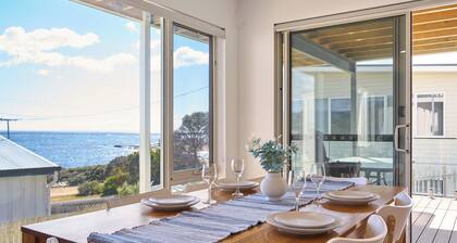Bicheno Ocean Views Apt 1 - Freycinet Holiday Houses