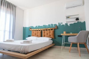 1 bedroom, desk, iron/ironing board, travel cot - LucyElegance Apartment Pomezia [Wi-Fi Free]. (Pomezia)