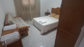 2 多间卧室、床单