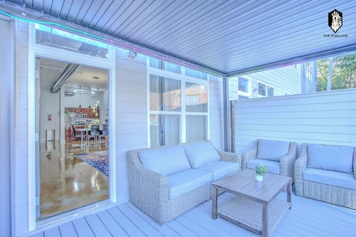 Loft Signature, 1 très grand lit et 1 canapé-lit, patio, vue sur la ville | Terrasse/patio