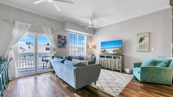 Townhome, Multiple Beds (The Palms A3) | Living area