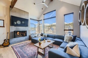TV, fireplace, offices - Peak Perfection | Walk to Gondola | Heart of Town! (Breckenridge)